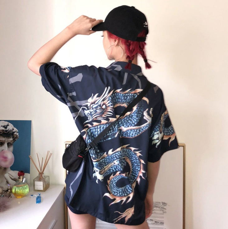 Summer Harajuku BF wind street vintage flying dragon print loose men and women couple short-sleeved shirt shirt